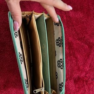 Jessica Simpson Wallet